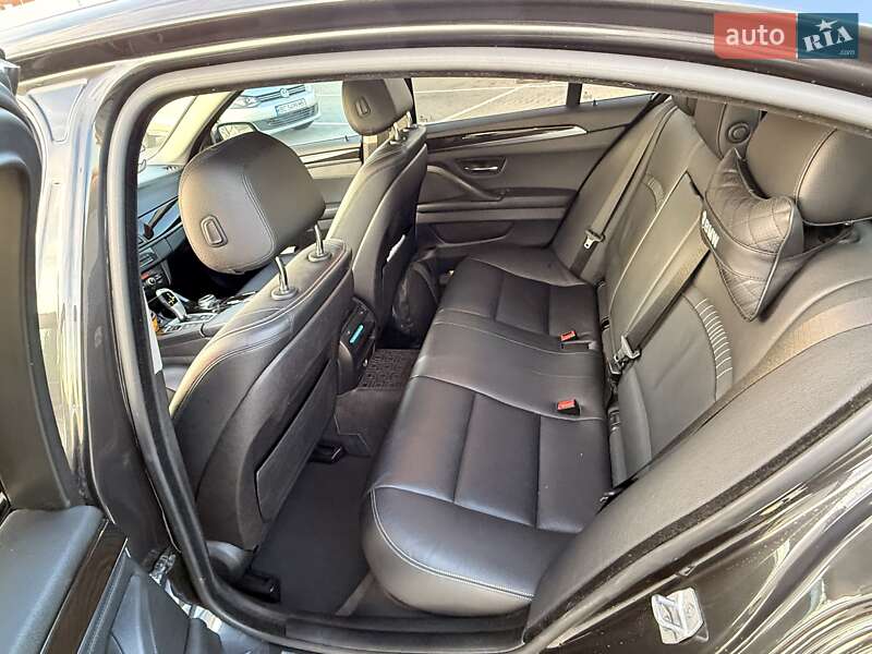 Седан BMW 5 Series 2014 в Львове