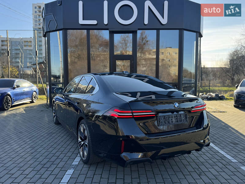 Седан BMW 5 Series 2024 в Львове фото 8 Седан BMW 5 Series 2024 в Львове