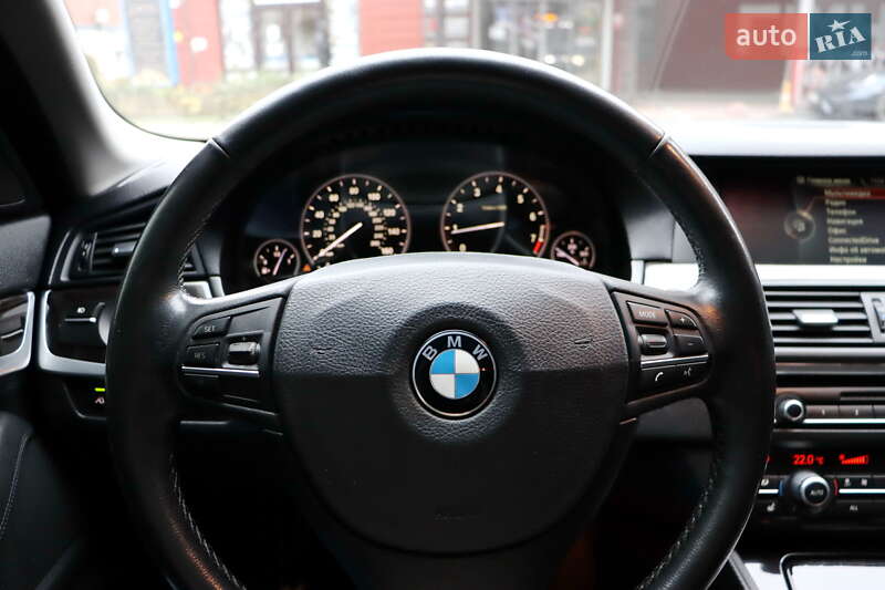 Седан BMW 5 Series 2013 в Львове