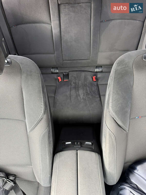 Седан BMW 5 Series 2011 в Черновцах