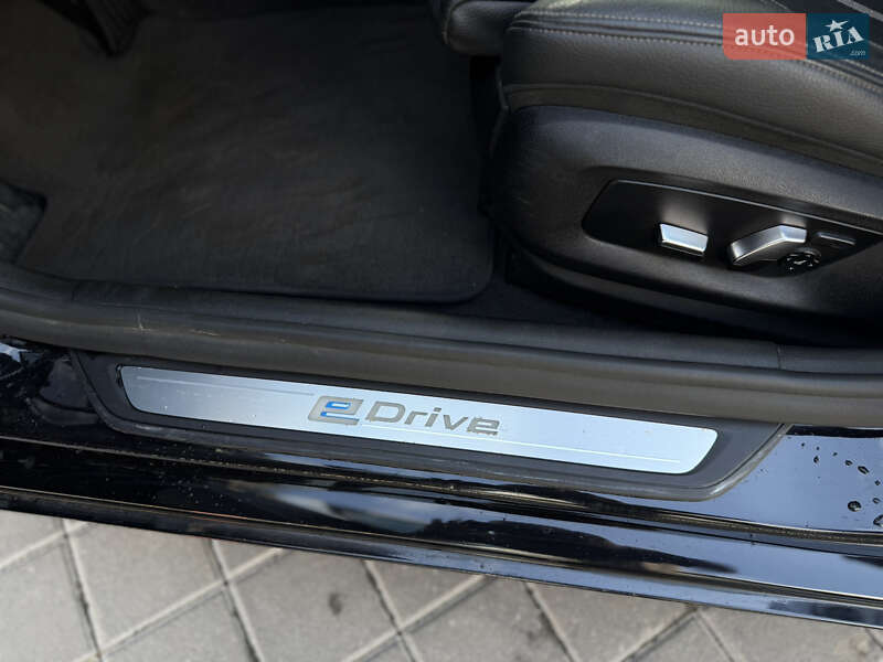 Седан BMW 5 Series 2018 в Львове фото 27 Седан BMW 5 Series 2018 в Львове