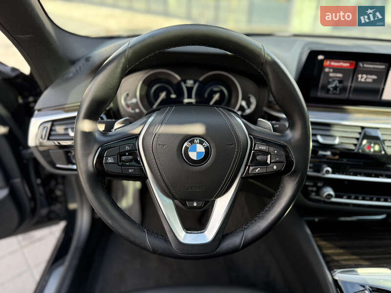 Седан BMW 5 Series 2018 в Львове фото 34 Седан BMW 5 Series 2018 в Львове
