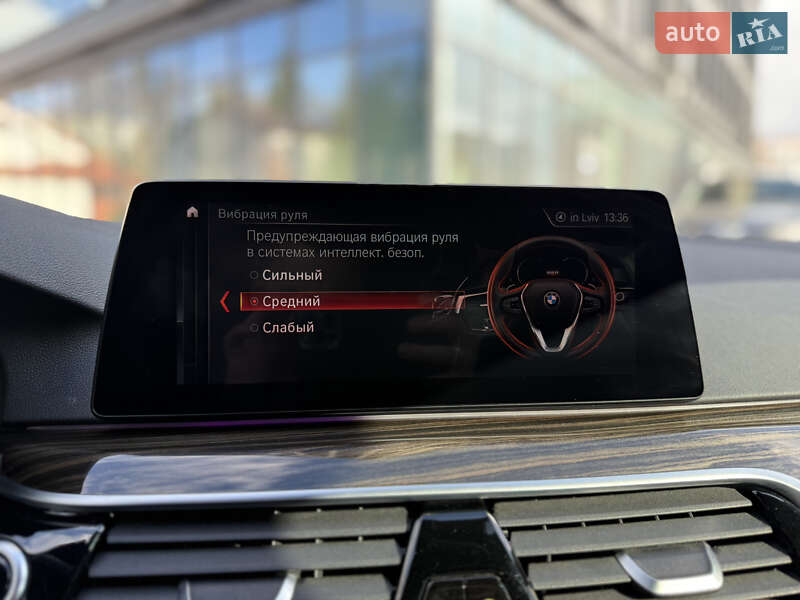 Седан BMW 5 Series 2018 в Львове фото 45 Седан BMW 5 Series 2018 в Львове