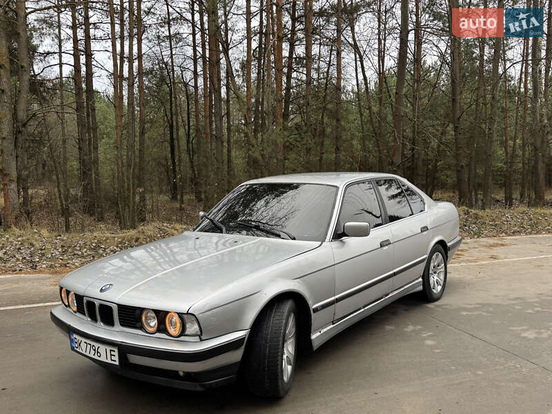 Седан BMW 5 Series 1990 в Славуте фото 8 Седан BMW 5 Series 1990 в Славуте