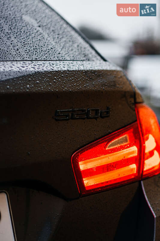 Универсал BMW 5 Series 2012 в Ровно