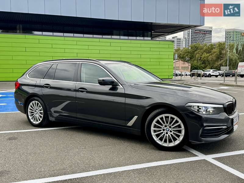 Универсал BMW 5 Series 2017 в Киеве фото 9 Универсал BMW 5 Series 2017 в Киеве