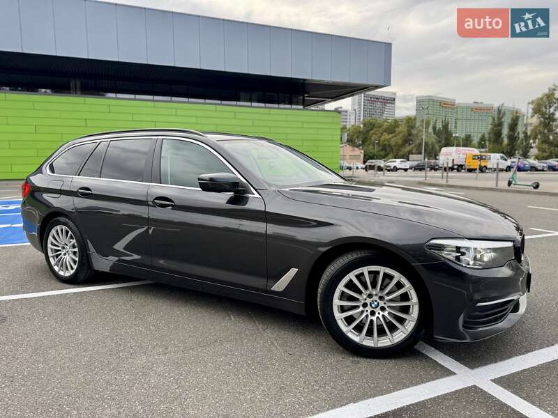 Универсал BMW 5 Series 2017 в Киеве фото 13 Универсал BMW 5 Series 2017 в Киеве