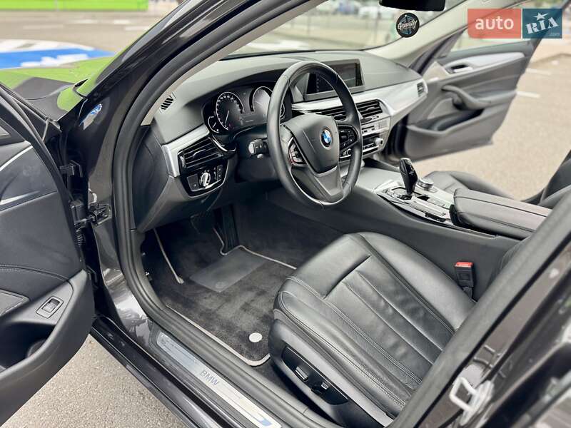 Универсал BMW 5 Series 2017 в Киеве фото 29 Универсал BMW 5 Series 2017 в Киеве