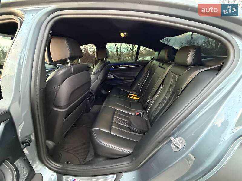 Седан BMW 5 Series 2017 в Кривом Роге