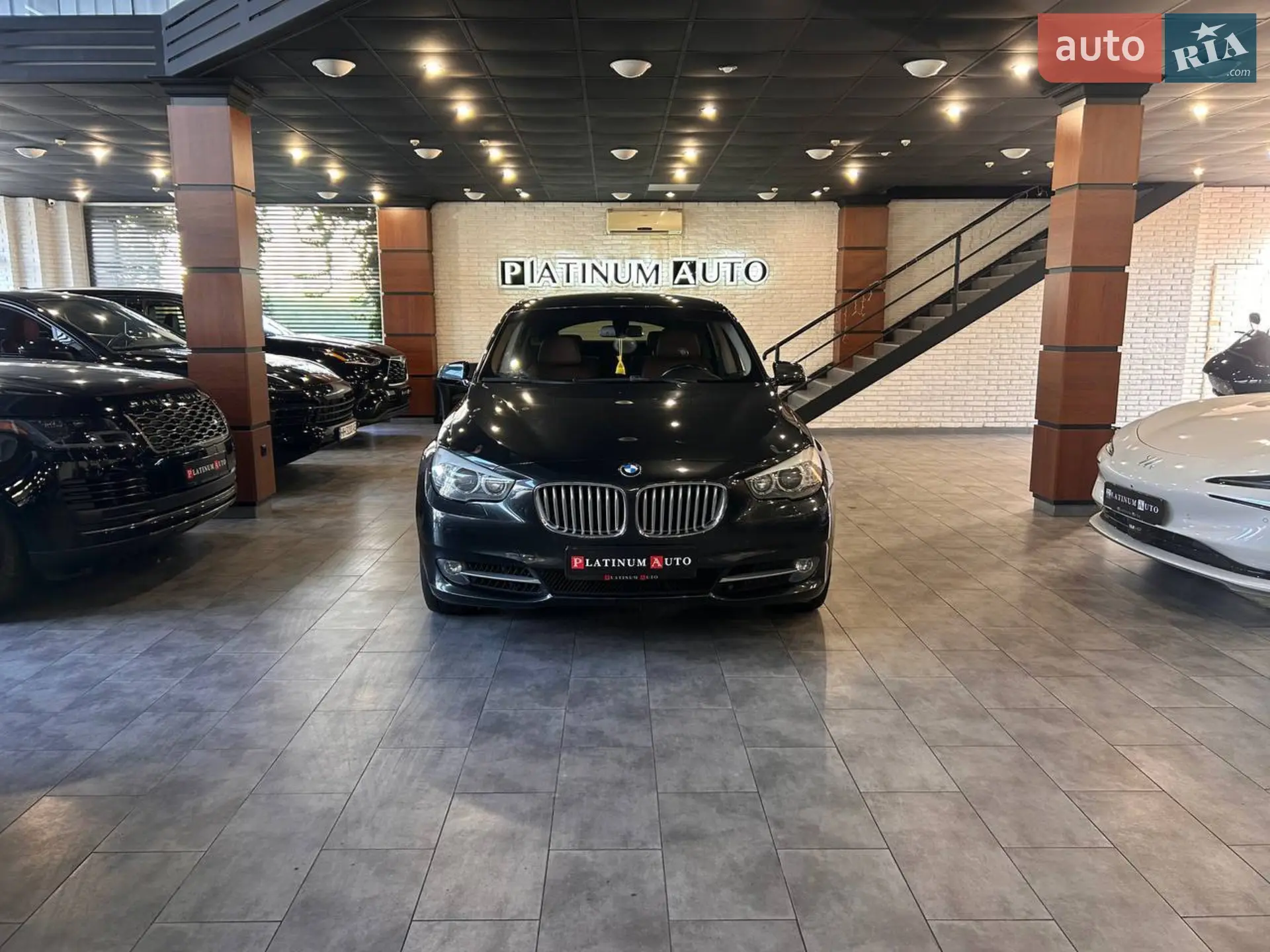 2011 BMW 5er - мініатюра 2