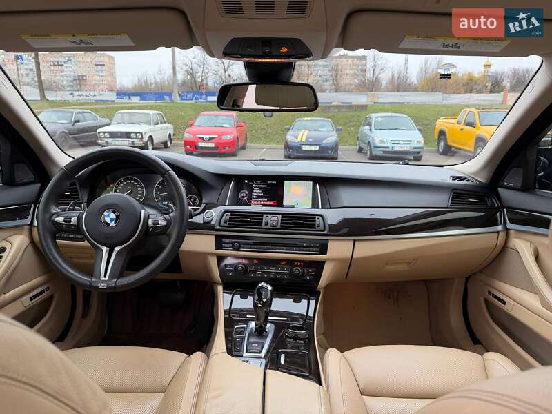 Седан BMW 5 Series 2014 в Кривом Роге