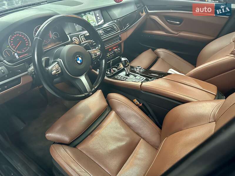 Седан BMW 5 Series 2012 в Днепре