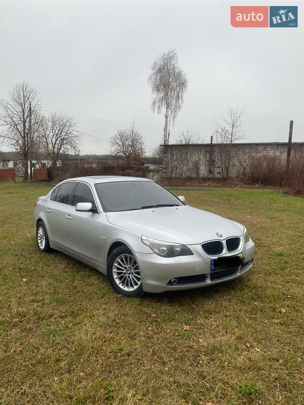 Седан BMW 5 Series 2004 в Славуте