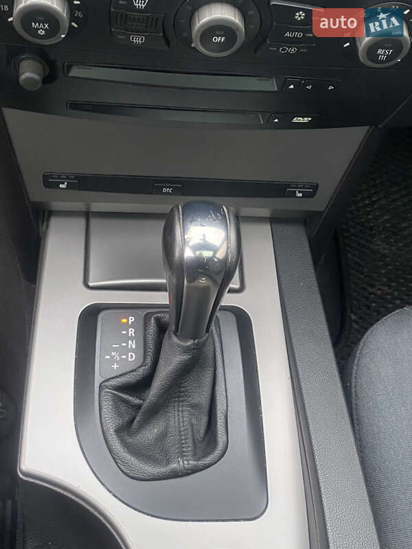 Седан BMW 5 Series 2004 в Славуте