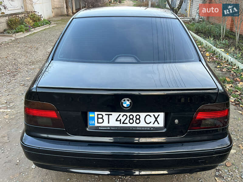 Седан BMW 5 Series 2003 в Херсоне