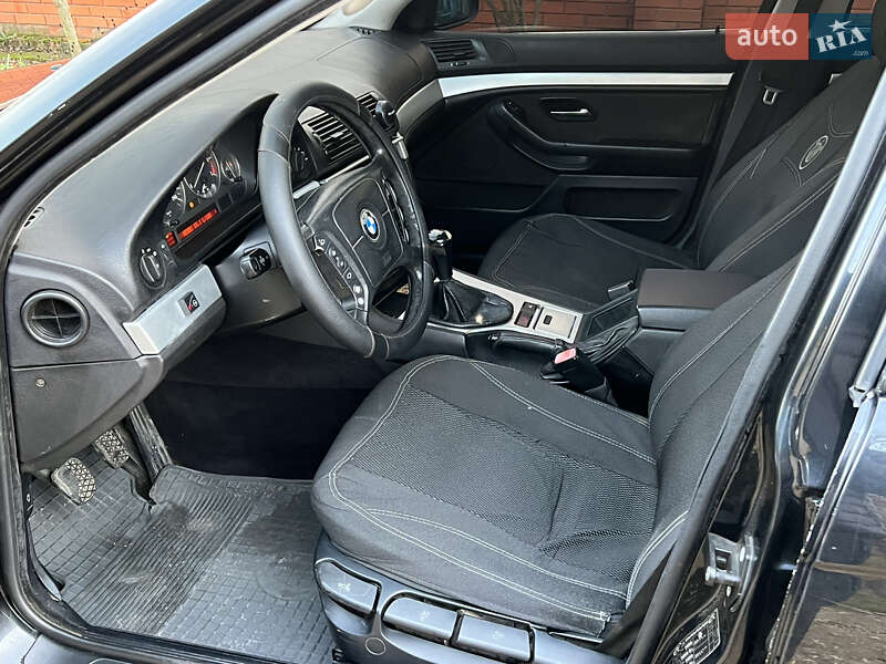 Седан BMW 5 Series 2003 в Херсоне