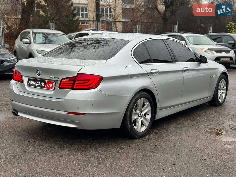 Седан BMW 5 Series 2011 в Виннице