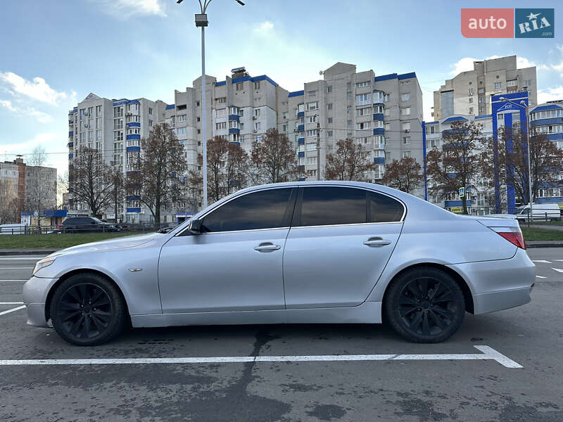 Седан BMW 5 Series 2003 в Чернигове