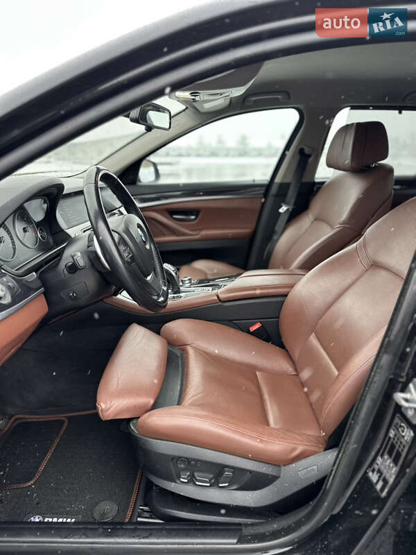 Универсал BMW 5 Series 2011 в Жовкве