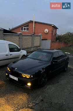 Седан BMW 5 Series 2000 в Днепре