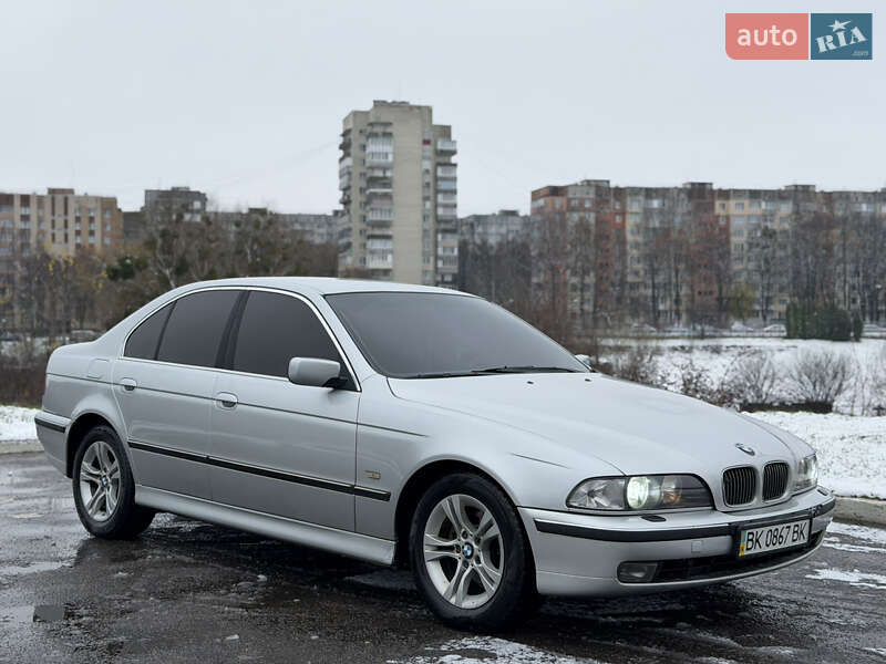 BMW 5 Series 2000