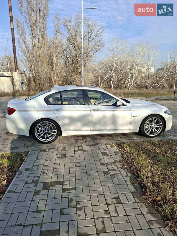 Седан BMW 5 Series 2013 в Кременчуге