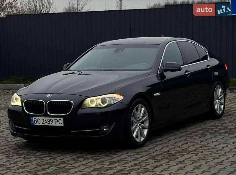 BMW 5 Series 2011 BMW 5 Series 2011