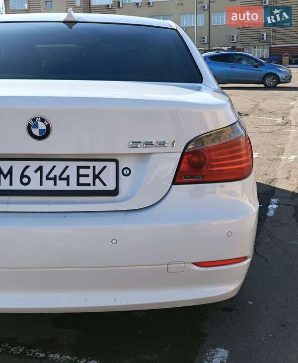 Седан BMW 5 Series 2007 в Житомире