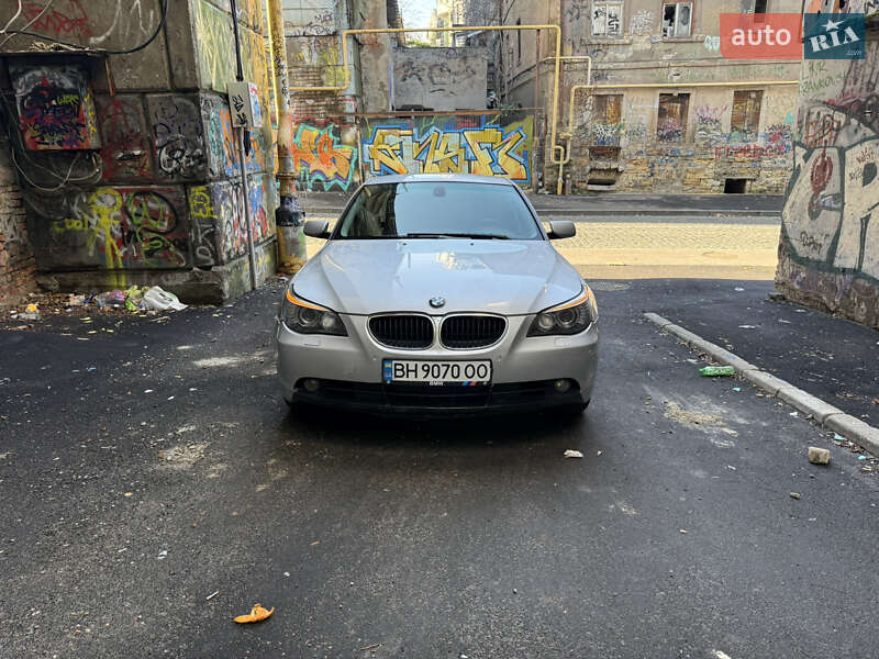 Универсал BMW 5 Series 2004 в Одессе