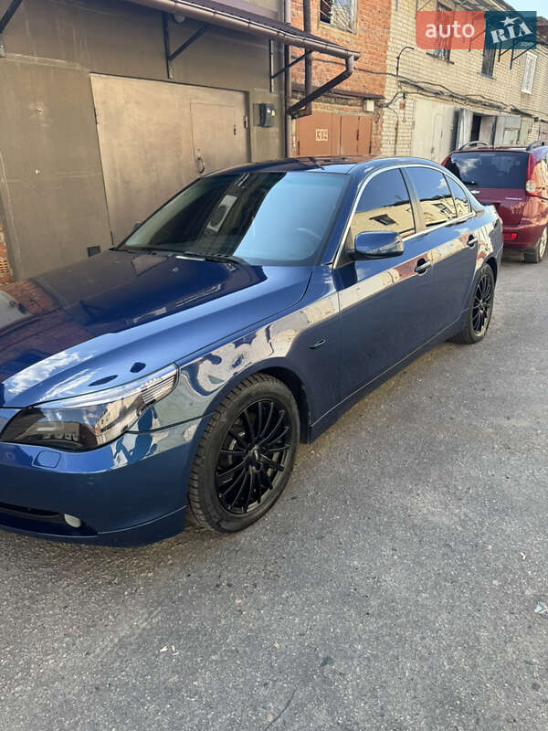 Седан BMW 5 Series 2005 в Сумах