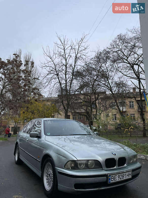 Седан BMW 5 Series 1998 в Одессе