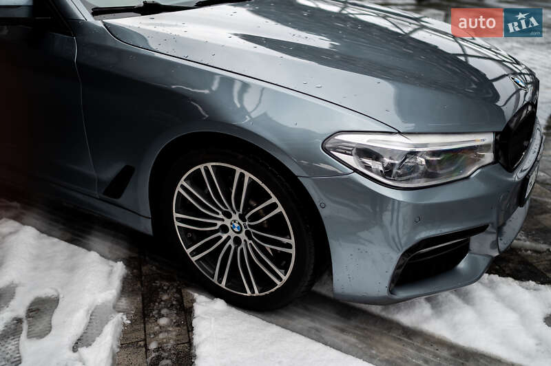 Седан BMW 5 Series 2018 в Львове