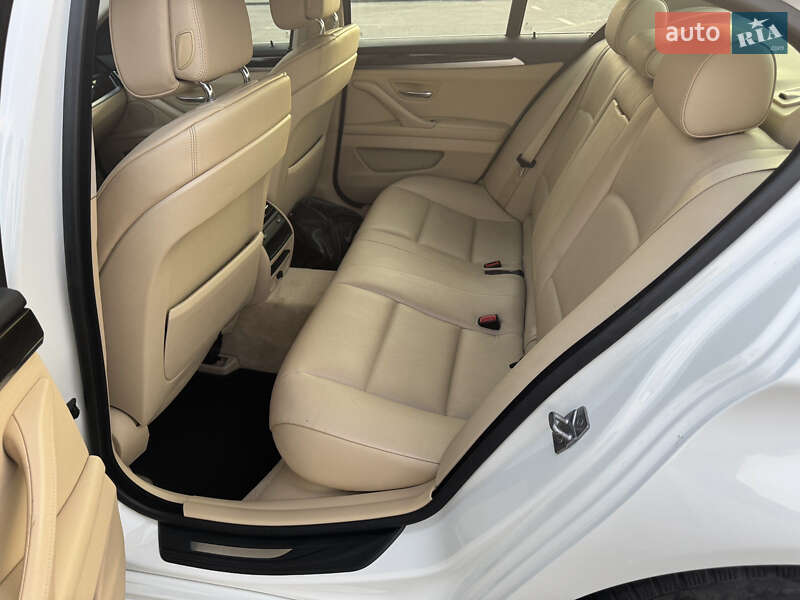 Седан BMW 5 Series 2012 в Киеве