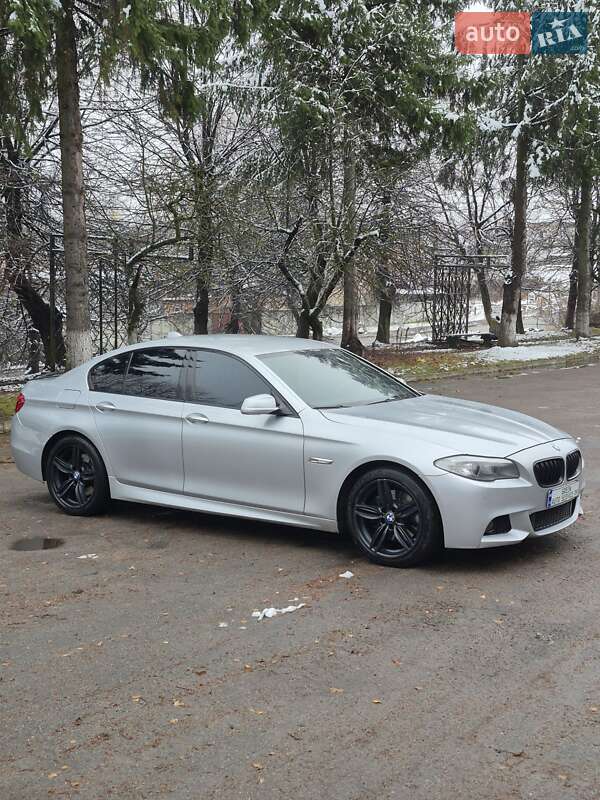 Седан BMW 5 Series 2011 в Рівному