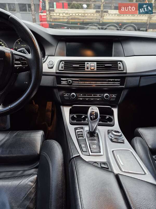 Седан BMW 5 Series 2011 в Рівному