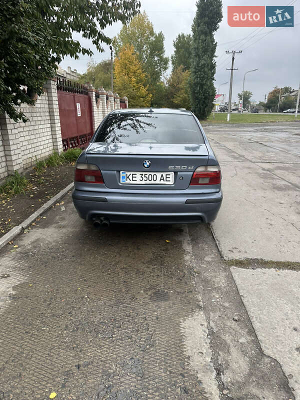 Седан BMW 5 Series 2000 в Павлограді