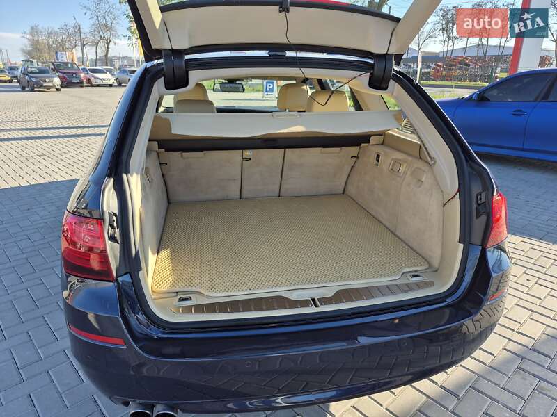 Универсал BMW 5 Series 2016 в Кропивницком