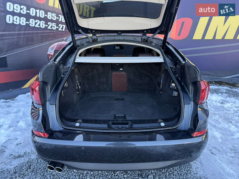 Седан BMW 5 Series 2015 в Стрые