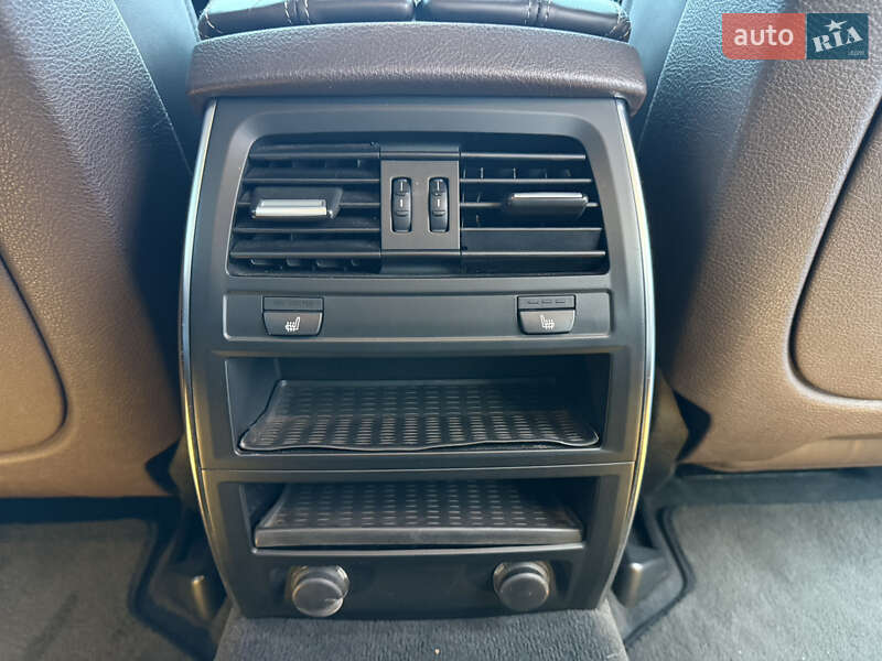 Седан BMW 5 Series 2015 в Стрые