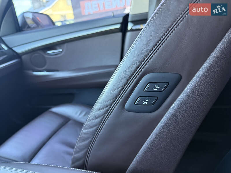 Седан BMW 5 Series 2015 в Стрые