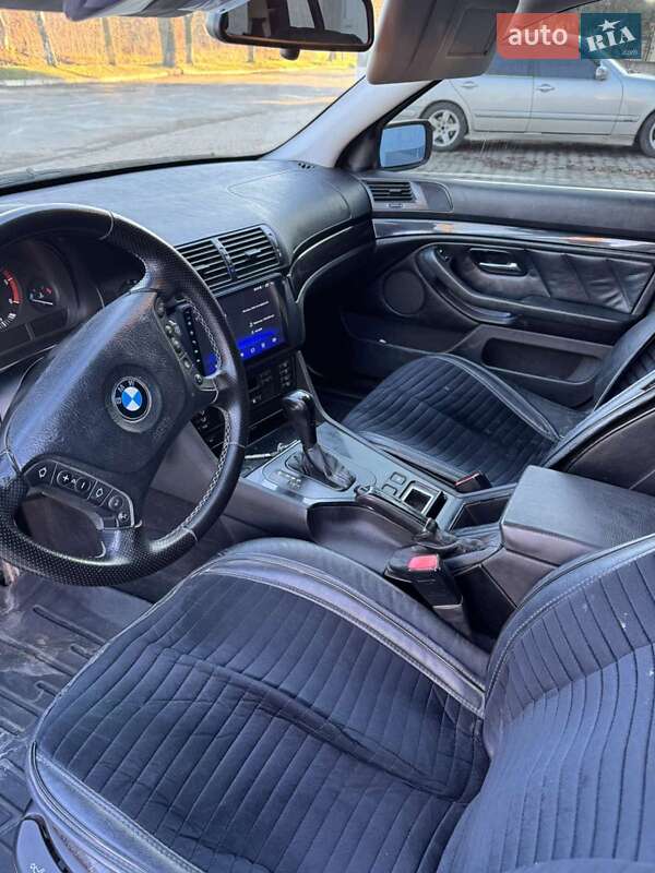 Универсал BMW 5 Series 2002 в Заставной