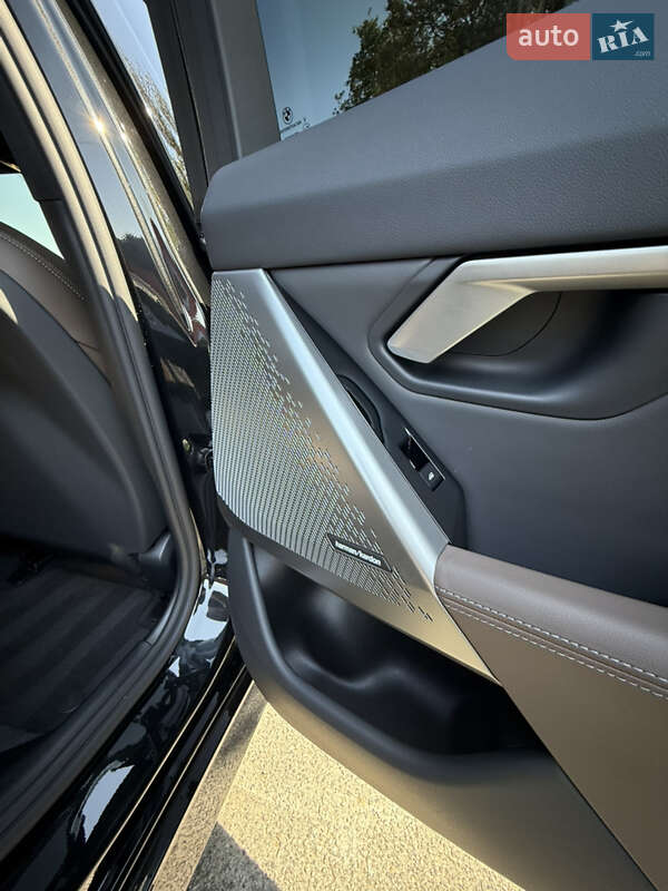 Седан BMW 5 Series 2025 в Киеве
