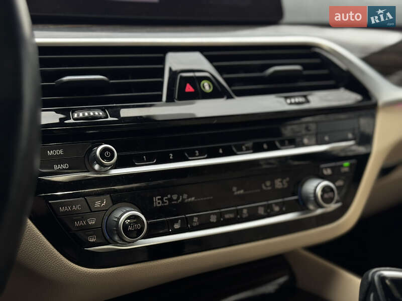 Седан BMW 5 Series 2020 в Днепре