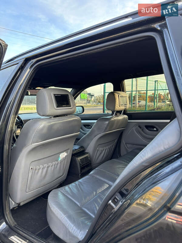 Універсал BMW 5 Series 2002 в Києві