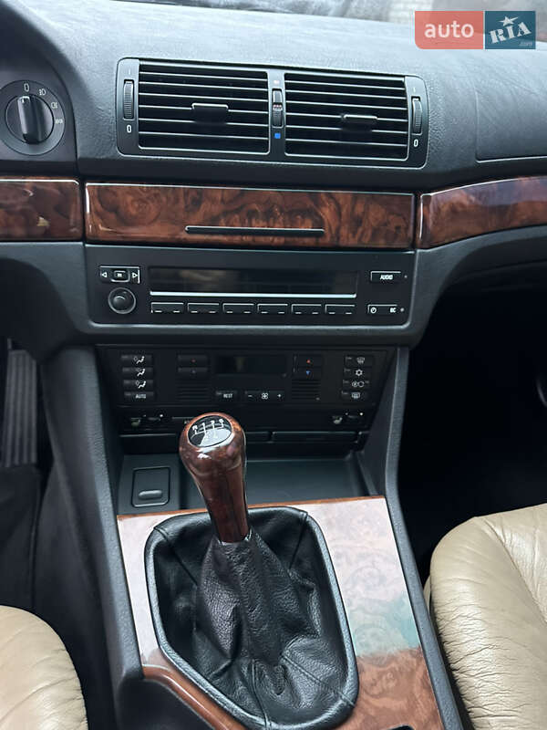 Седан BMW 5 Series 1996 в Решетиловке