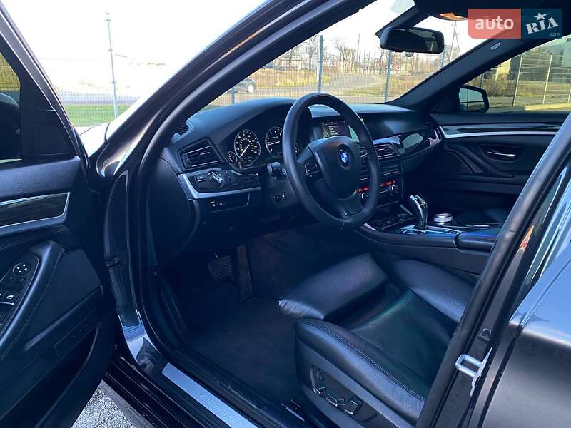 Седан BMW 5 Series 2013 в Днепре