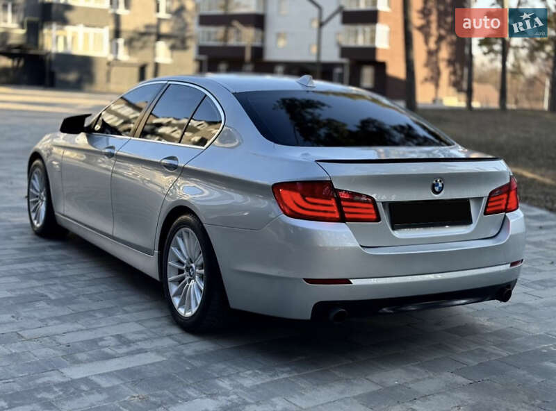 Седан BMW 5 Series 2011 в Богодухіву