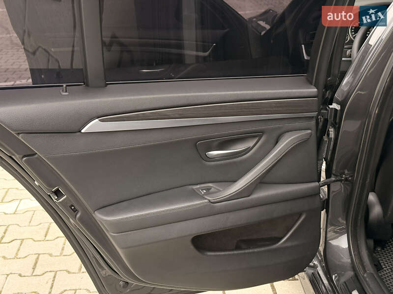 Седан BMW 5 Series 2010 в Тернополе