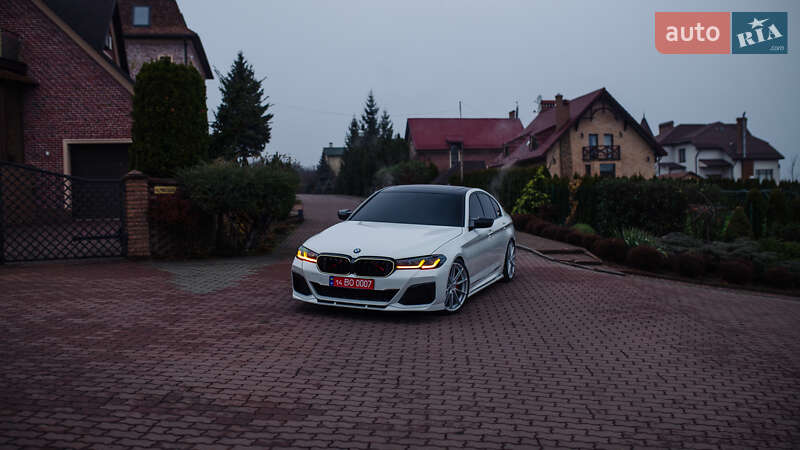 Седан BMW 5 Series 2017 в Залещиках