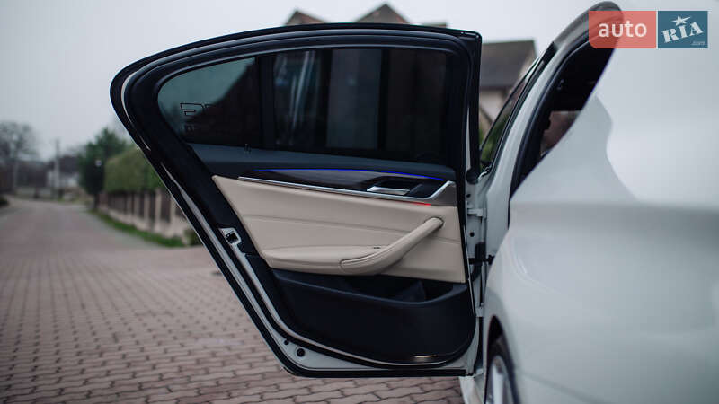 Седан BMW 5 Series 2017 в Залещиках